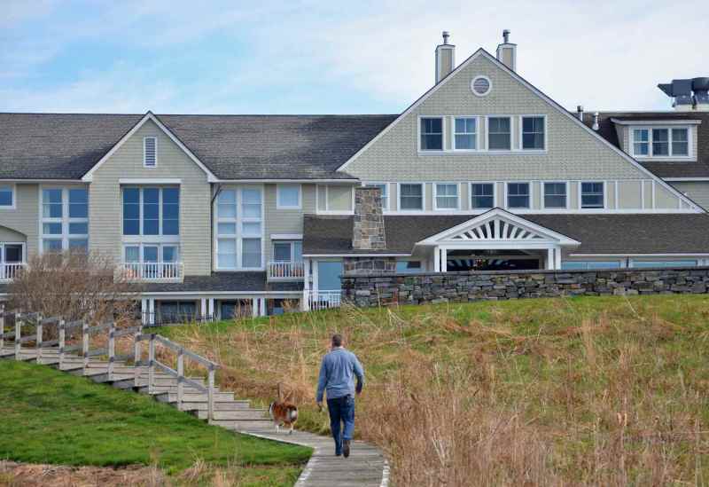 Best Pet Friendly Resorts Maine