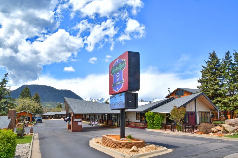 Dog Friendly Lodging Estes Park