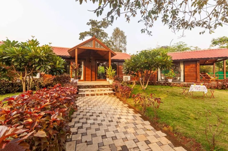 Dog Friendly Resorts Near Kolkata